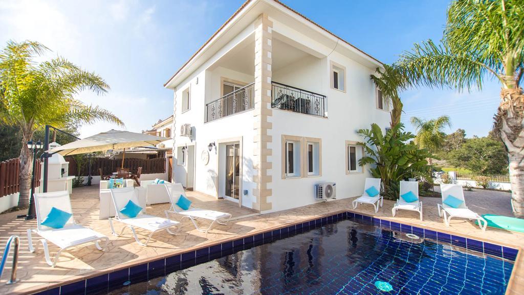 Willa Oceanview 137